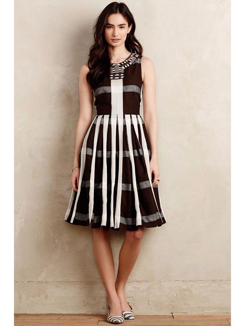 Anthropologie Maeve Pleated Fit and Flare Dress With A beaded Neckline, Size 0